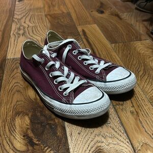 Maroon Converse Chuck Taylor - women’s size 7.5